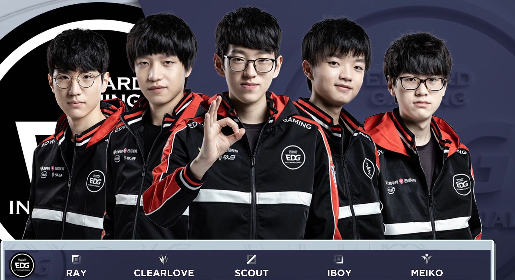 王祉怡曾连 王祉怡曾连