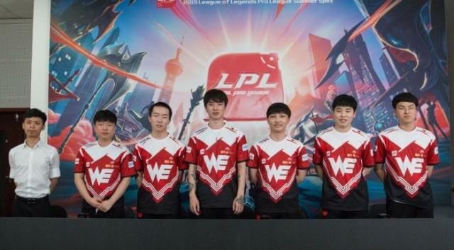 经连续多个 经连续多个